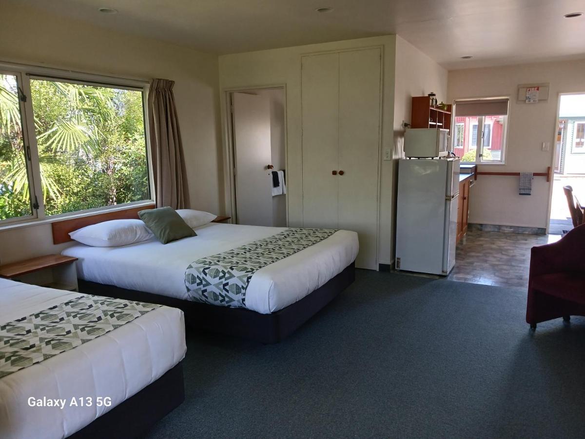 Anatoki Lodge Motel Takaka Ngoại thất bức ảnh